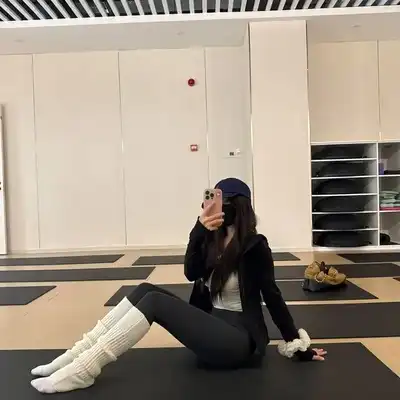 江明芳
